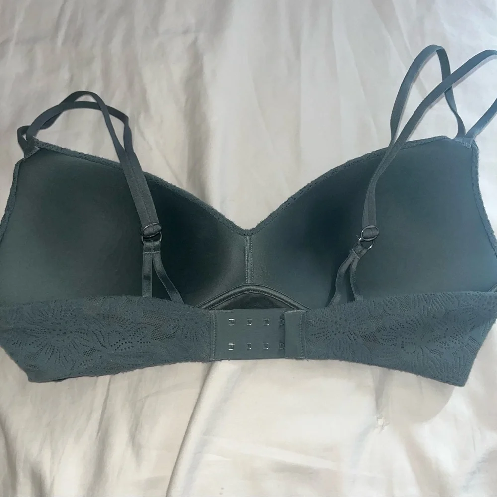 EUC Aerie Sunnie Wireless Lightly Lined Bra BUNDLE of 2 Lace Size 36D